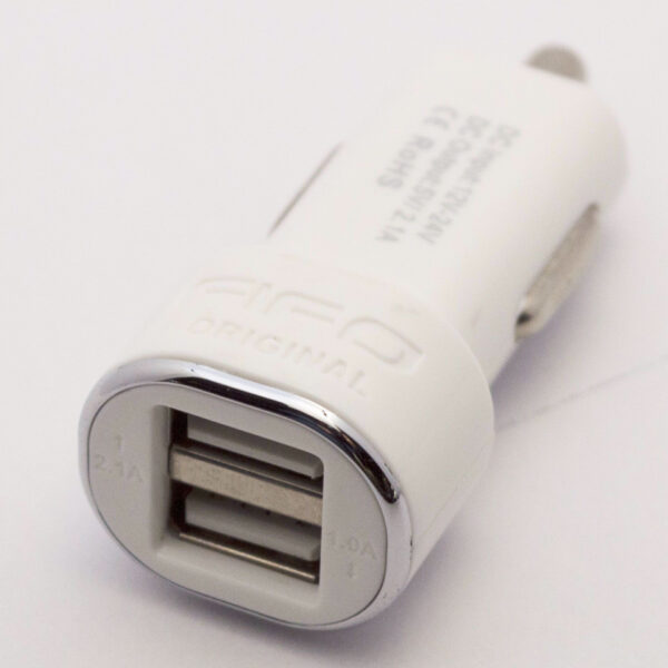 verzending erwt Voorzitter FIFOO - Dubbele USB Autolader Wit Universeel Wit - Crijns Carproducts