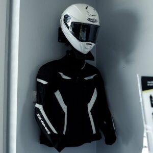 POKA PREMIUM – Helmet And Motorcycle Jacket Hanger – WKM