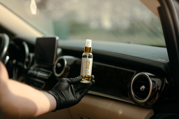STJÄRNAGLOSS – Stekare 24K Gold Airfreshener – Luxury Airfreshener