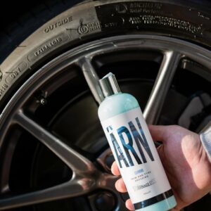 STJÄRNAGLOSS – Gummi – Trim And Tyre Dressing