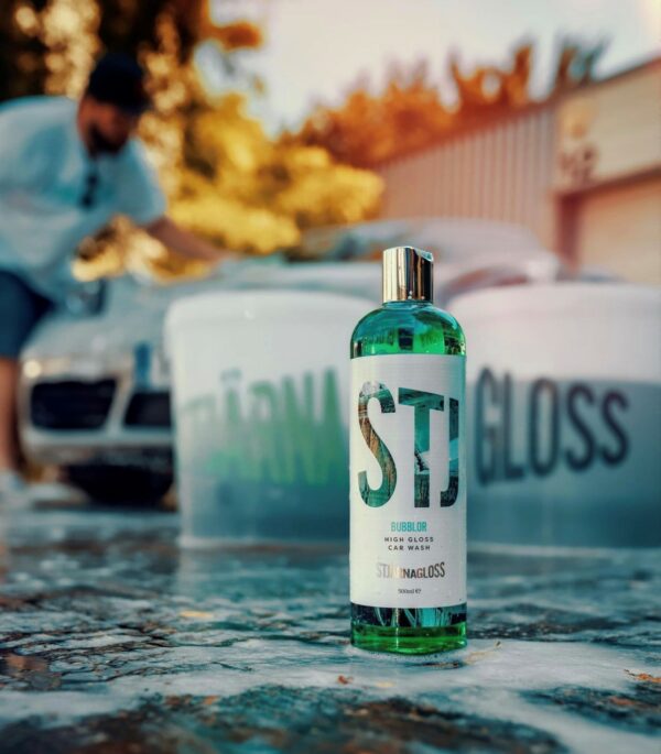 STJÄRNAGLOSS – Bubblor – pH-Neutral Shampoo – 500ml – HALLOWEEN