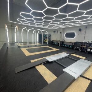 CRIJNS – Led Tunnel 1 – L5650cm – B4000cm – H2615cm – 574W