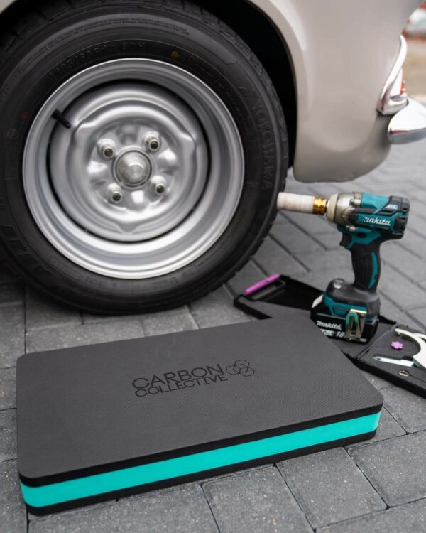 CARBON COLLECTIVE – Knee Save Kneeling Pad