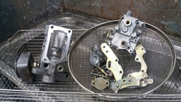 KENOTEK – D 300 – 20L – Reiniger Voor Motoren, Onderdelen, Constructies – Veilig Voor Aluminium