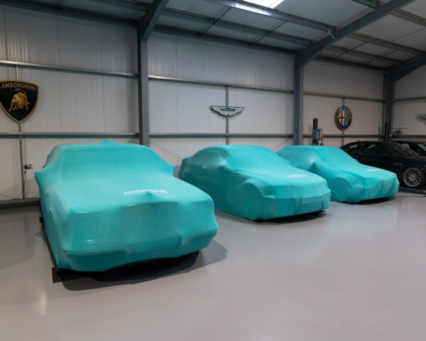 CARBON COLLECTIVE – Supreme Stretch – Car Cover – Autohoes