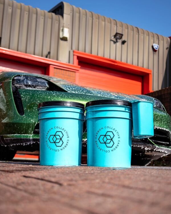 CARBON COLLECTIVE – Signature Teal Detailing Bucket – 20L