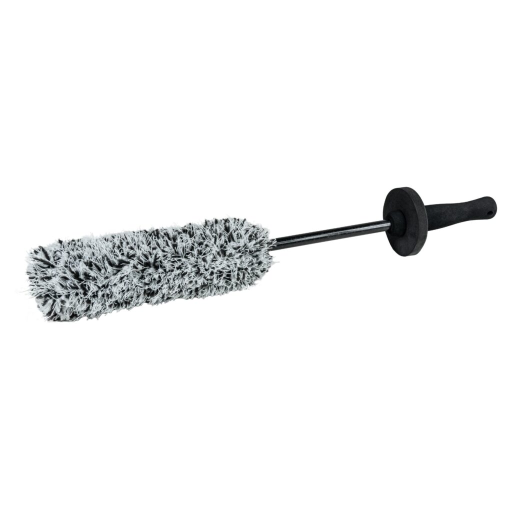 CARBON COLLECTIVE  - Plush Microfibre Wheel Brush - 45cm