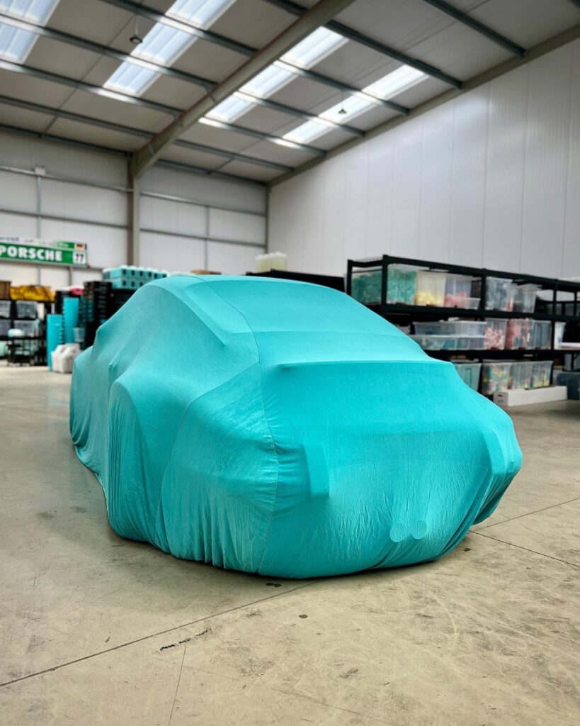 CARBON COLLECTIVE - Supreme Stretch - Car Cover - Autohoes
