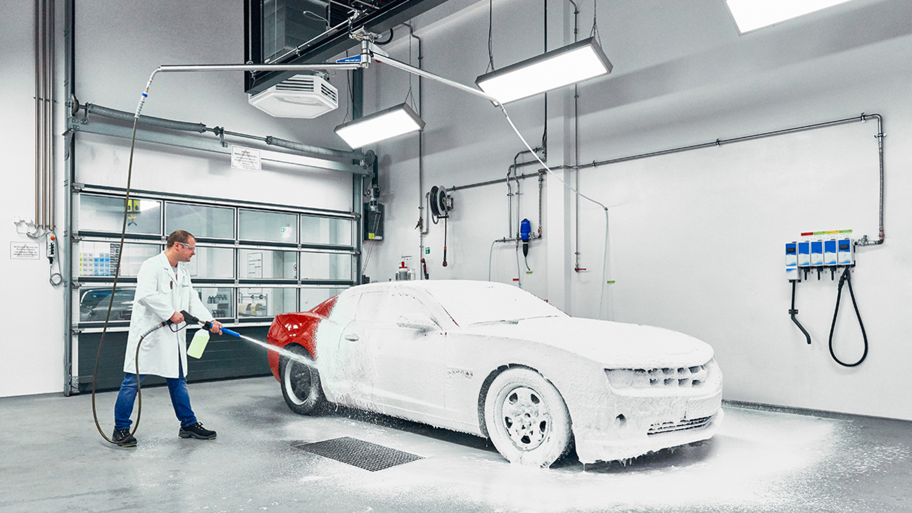 KOCH CHEMIE - Aw - Aktivwäsche - Autoshampoo - 10L