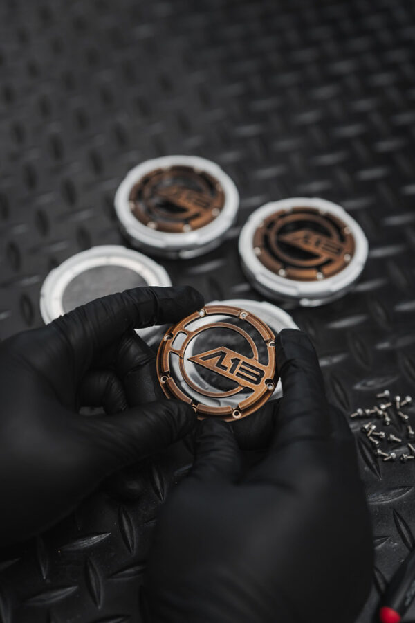 AL13 – 3 PIECE – CARBON / FORGED CARBON Center Caps