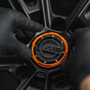 AL13 – 3 PIECE – CARBON / FORGED CARBON Center Caps