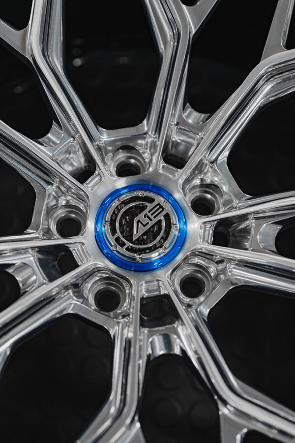 AL13 – 3 PIECE – CARBON / FORGED CARBON Center Caps