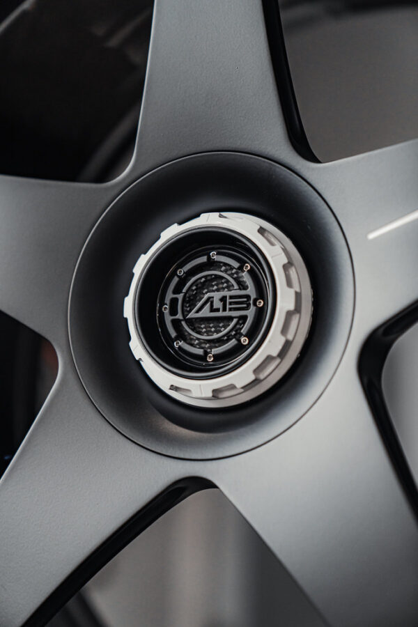 AL13 – 3 PIECE – CARBON / FORGED CARBON Center Caps