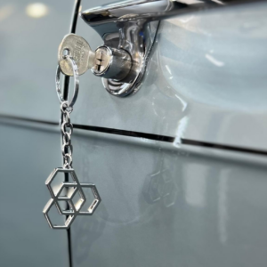 CARBON COLLECTIVE - Chrome Logo - Keyring