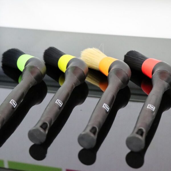 KOCH CHEMIE – Interior & Exterior Brush Set