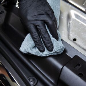 GTECHNIQ – C4 – Permanent Trim Restorer