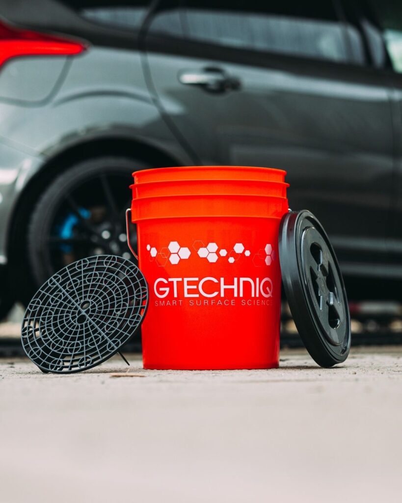 GTECHNIQ - Detailing Bucket / Emmer - Grit Guard - Sealing Lid - 20L