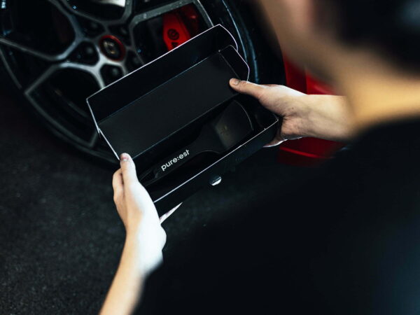 PURE:EST – Tyre Brush