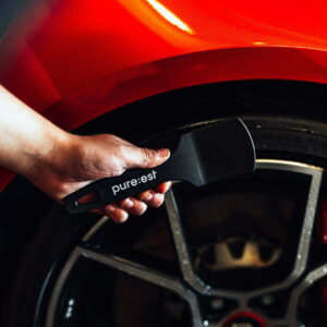 PURE:EST – Tyre Brush