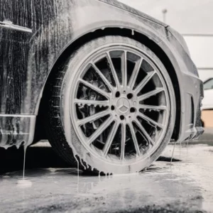 PURE:EST – A3 – Alkaline Snow Foam – Pre-Cleaner – Insect, Vuil & Wegfilm Verwijderaar
