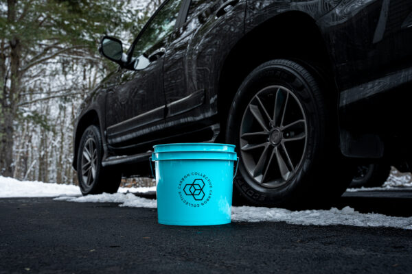 CARBON COLLECTIVE – Signature Teal Wheel Bucket – 13L