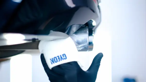 GYEON Q²M Metal Polish