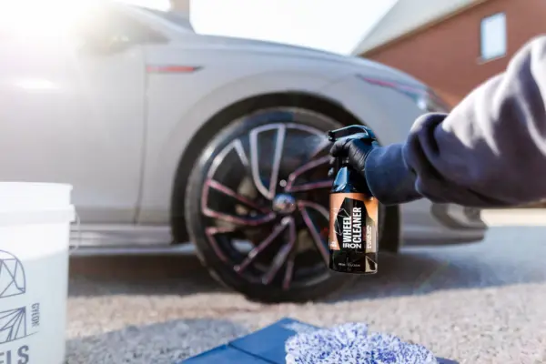 GYEON Q²M Iron Wheel Cleaner – Redefined