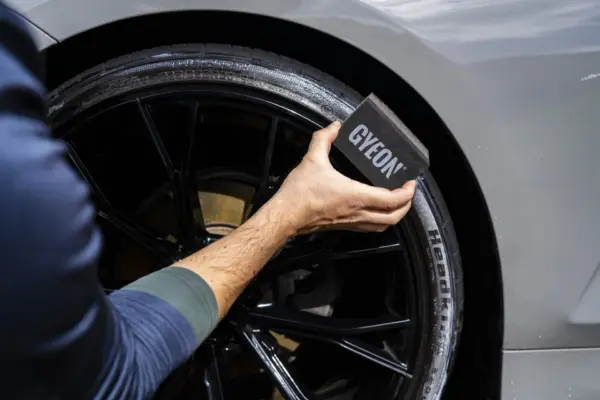 GYEON Q²M Tire Express