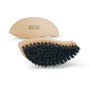 GYEON Q²M Leather Brush