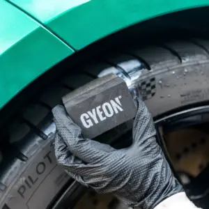 GYEON Q²M Tire Applicator