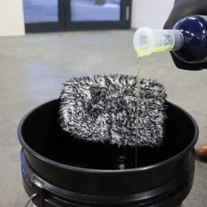KOCH CHEMIE – Detailing Bucket / Emmer – Grit Guard – Sealing Lid – 20L