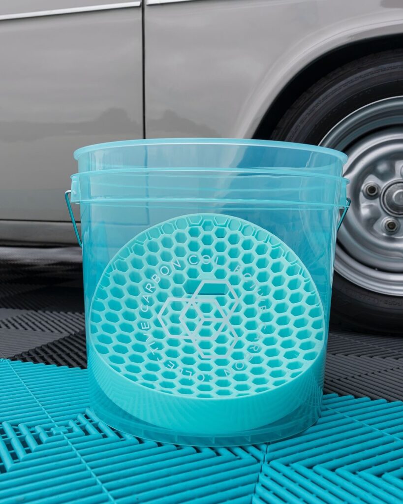 CARBON COLLECTIVE - Clear Mitt Scrub - Grit Guard - Transparant