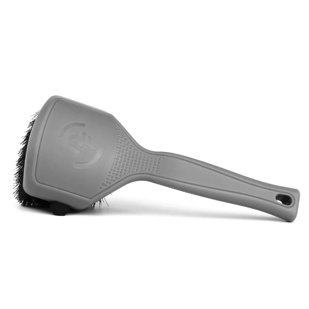DETAIL FACTORY - Curved Tire Scrub Brush For Bikes