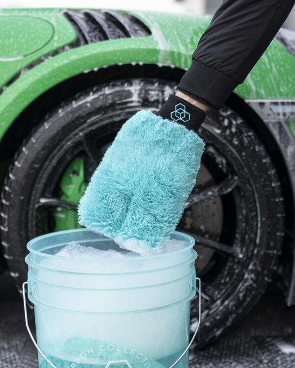 CARBON COLLECTIVE – Supreme Plush Wash Mitt 4.0