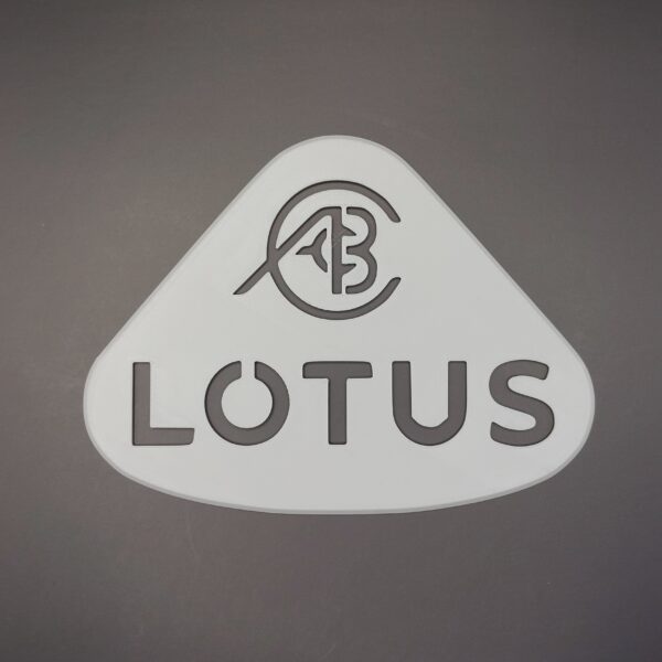 CRIJNS – Logo Box Three ||| 15 Logo’s – Ferrari, Lamborghini, Rolls Royce, …