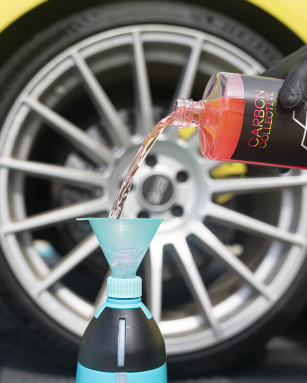 CARBON COLLECTIVE – Speed Fill Funnel – Transparant – Universele Trechter Met Schroefdraad
