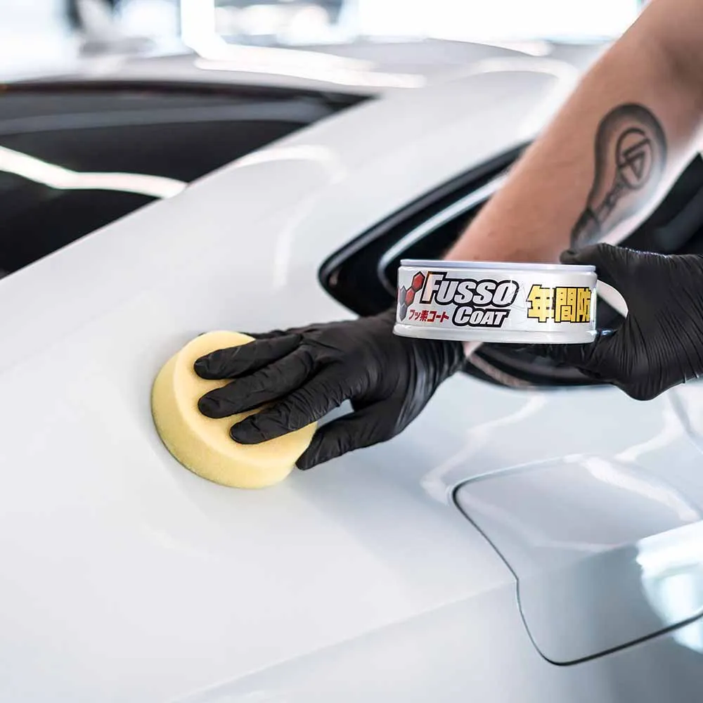 Soft99 - Fusso Coat Wax - 12 Months Protection For Light Colored Vehicles - 200ml - White