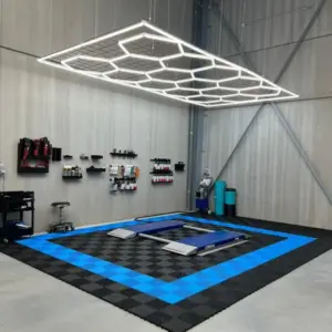 Buijsse Cars – 61 Dozen Zwart